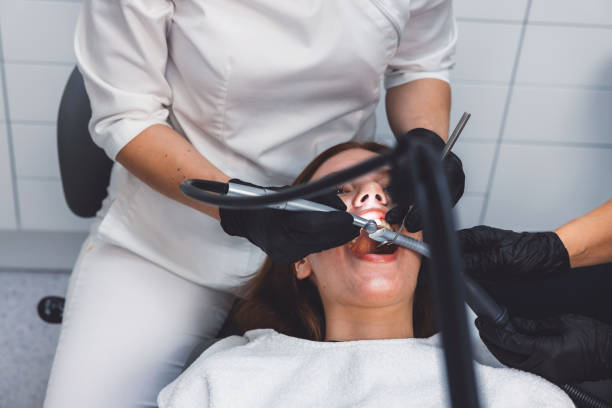 Best Emergency Broken Tooth Repair in Astia, OR